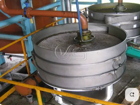 Crude palm oil extraction workshop by Vos