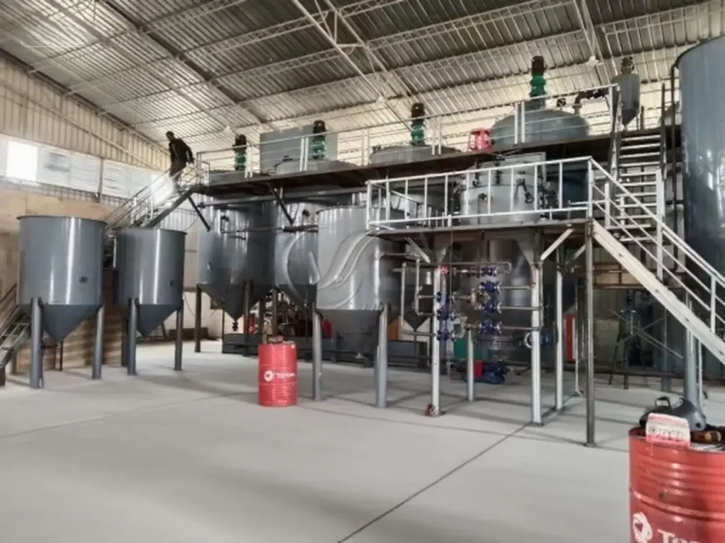 Turnkey oil refinery project for small oil processing businesses